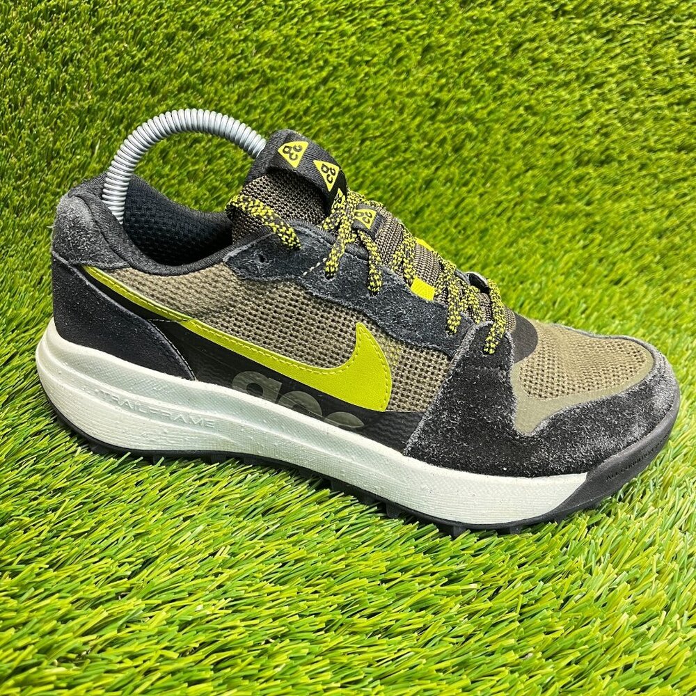 Nike‎ ACG Lowcate Mens Size 6.5 Green Black White Athletic Hiking Shoes Sneakers